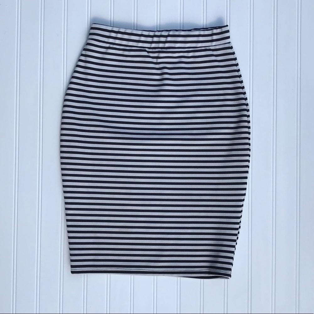 Straight😍 slight hip skirt